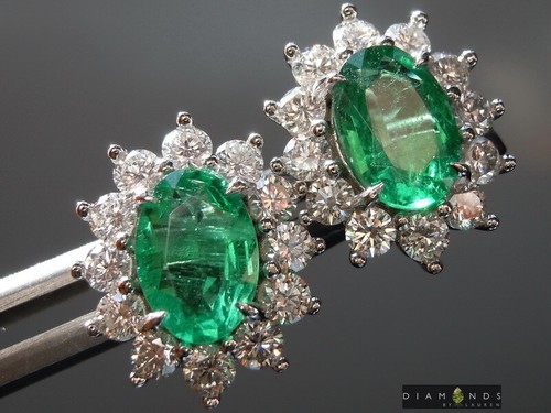 Pendientes ovalados de esmeralda brillante brillante de 2,06 quilates diamantes de Lauren - Imagen 10 de 10