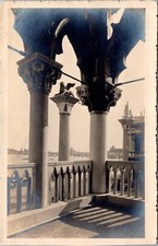 Postcard Italy Venice Palazzo Ducale Lion of Doge s Palace