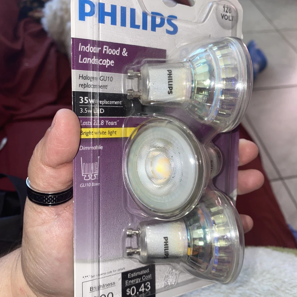 Phillips LED Indoor Flood Light Dimmable Bright White - 35w Replacement - GU10 - Image 4 of 4