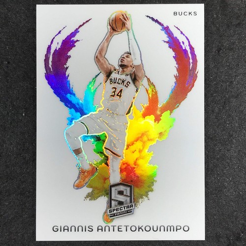 2023-24 Spectra GIANNIS ANTETOKOUNMPO Color Blast SSP #15