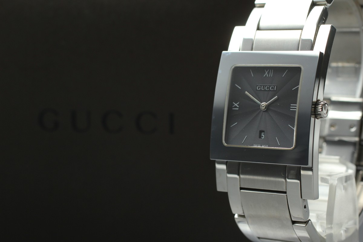 GUCCI 7900 シルバー 時計 Gucci 7900m.1 Timepieces Men's Authentic Swiss Made White