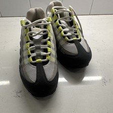 Nike Air Max 95 Gray/Black/Volt Low Top Lace-Up Sneakers Pre-owned Excl