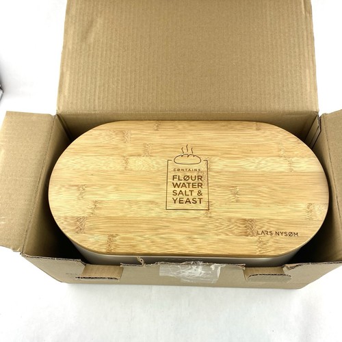 LARS NYSØM Bread Box I Metal Box with linen bag for long lasting freshness I Bin - Picture 9 of 10