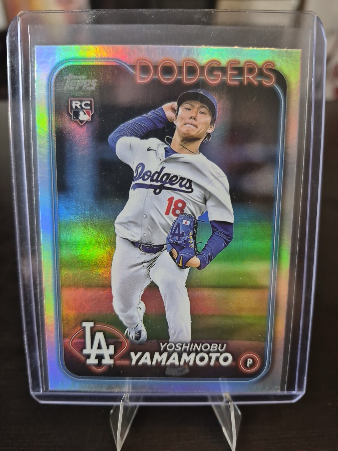 2024 Topps Series 2 - Yoshinobu Yamamoto #553 Rainbow Foil (RC)