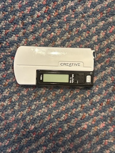 Creative Labs MuVo TX White 1GB USB Drive MP3 Player w/ FM Radio ...