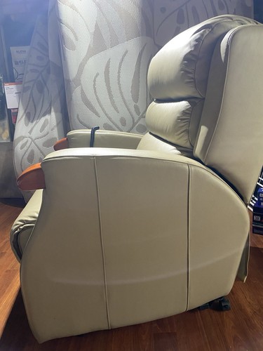 la z boy recliners - Picture 2 of 10