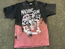 Distressed 2022 Machine Gun Kelly Mainstream Sellout Tour T-Shirt MGK Large L