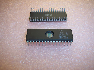 QTY (11) MX27C1000DC-12 MACRONIX 32 PIN CERAMIC DIP EPROMS CLEANED & ERASED