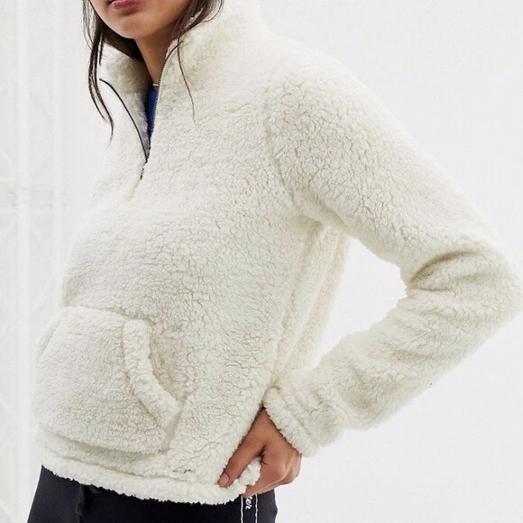 Hollister half zip teddy best sale pullover