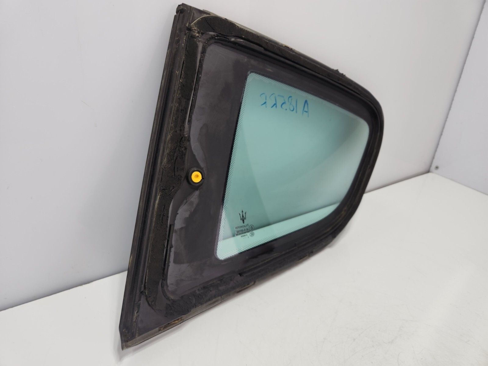 ✅08-19 OEM Maserati GT M145 Coupe Rear Right Passenger Side Window Quarter Glass