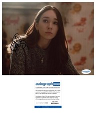Holly Taylor ‘Manifest’ Signed Autograph ‘Angelina Meyer' 8x10 Photo ACOA