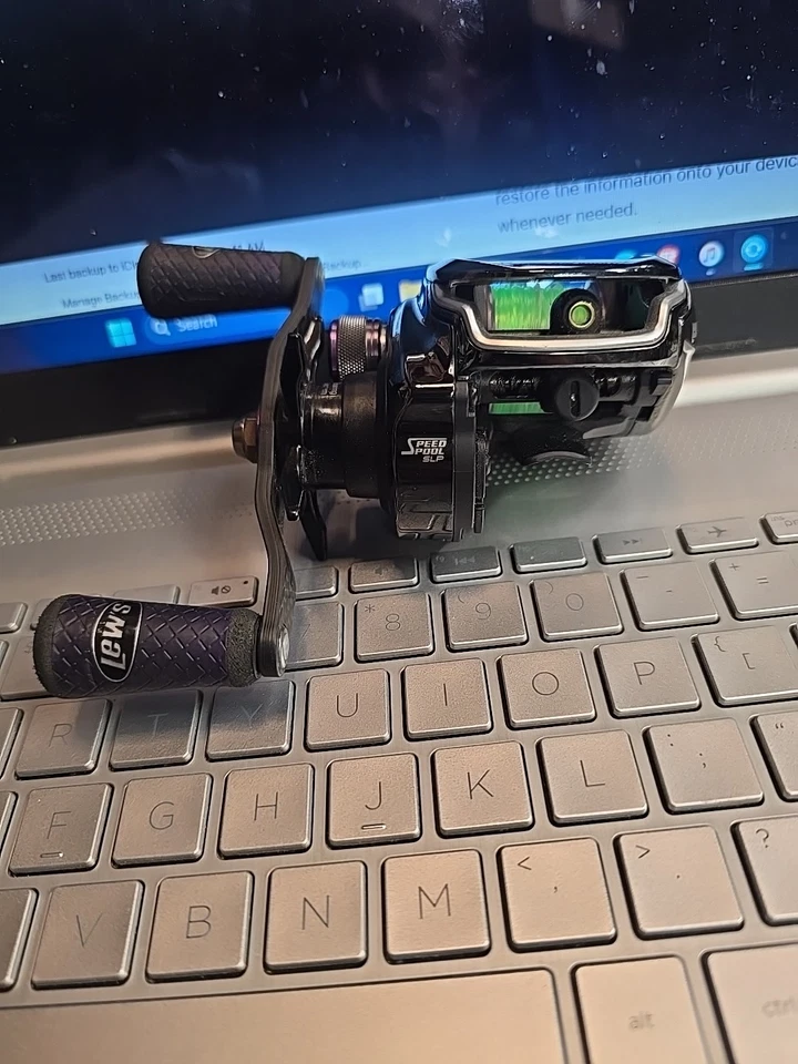 Lews Speed Spool SLP Pro Ti Baitcasting Reel PT1SHG2 NOBOX - Image 2 of 4