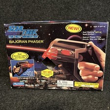 1995 Star Trek The Next Generation Bajoran Phaser Stock#6271 Playmates-not open 
