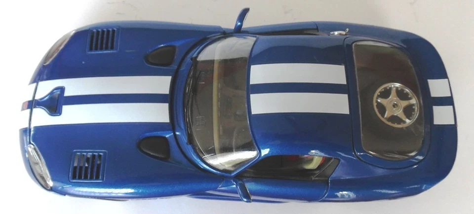 Coche diecast Bburago azul Dodge Viper GTS 1/18 DEFECTO MENOR USADO Foto 4 de 4
