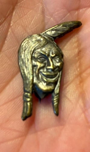 Indian Motorcycle "Laughing Indian" Label Pin or Hat Badge 1920s-1930s Era
