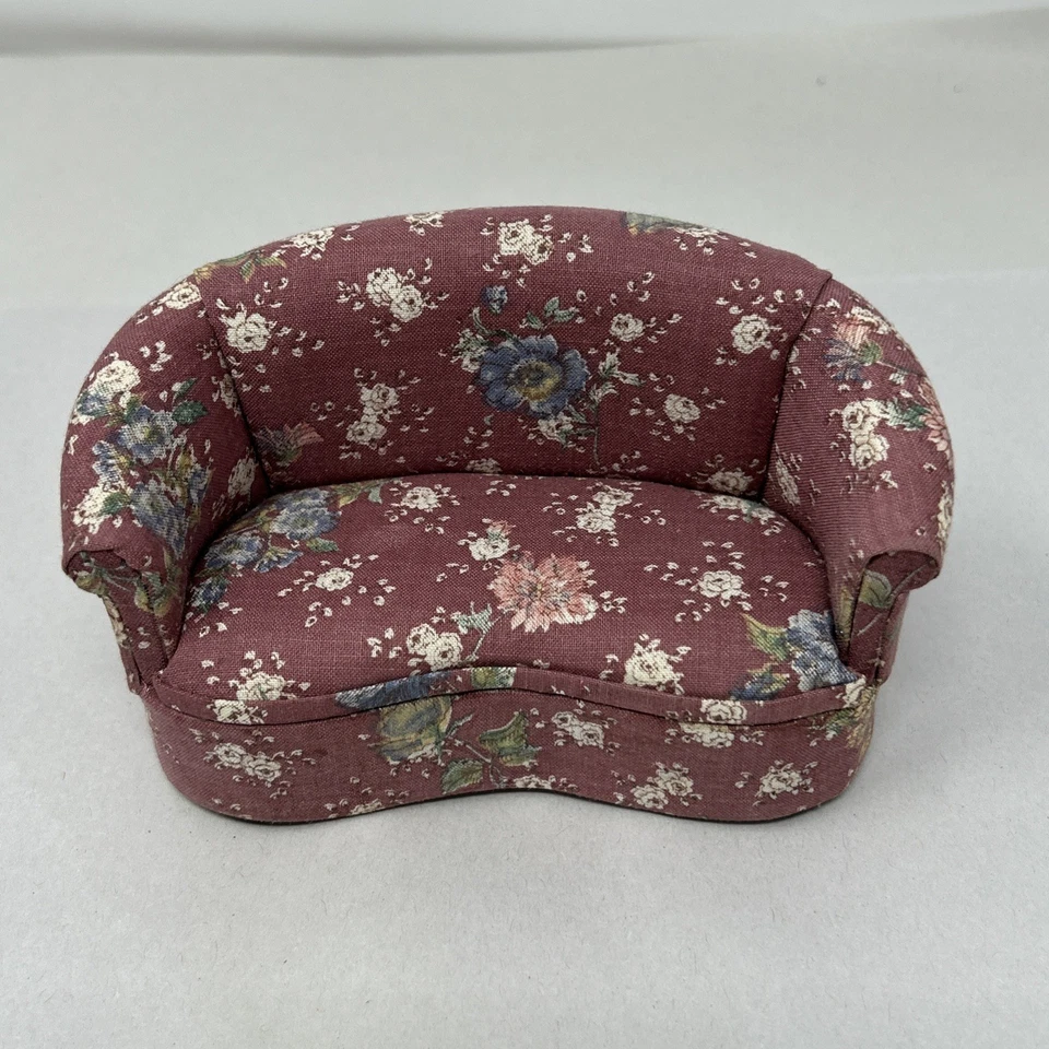 Dollhouse Miniature BESPAQ Mauve Rose Floral Sofa & Matching Chair 1:12 Scale - Image 2 of 4