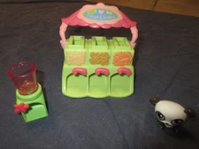 2005 LITTLEST PET SHOP Treat Center Dispenser - Works - Panda & Other Dispenser