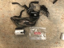 Sony DCR SR 42 Handycam 30 GB 40X Zoom, 1 Battery, Charger and Case. No SD Card