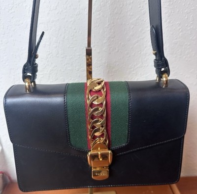 Authentic Gucci Silvia Shoulder Black Bag 