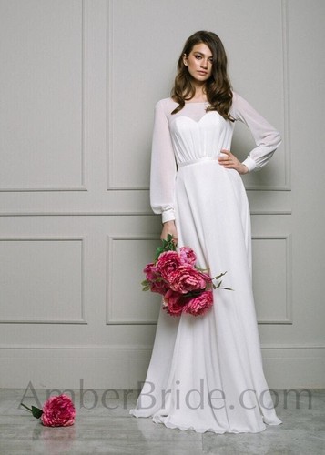 Long sleeves wedding dress minimalist 