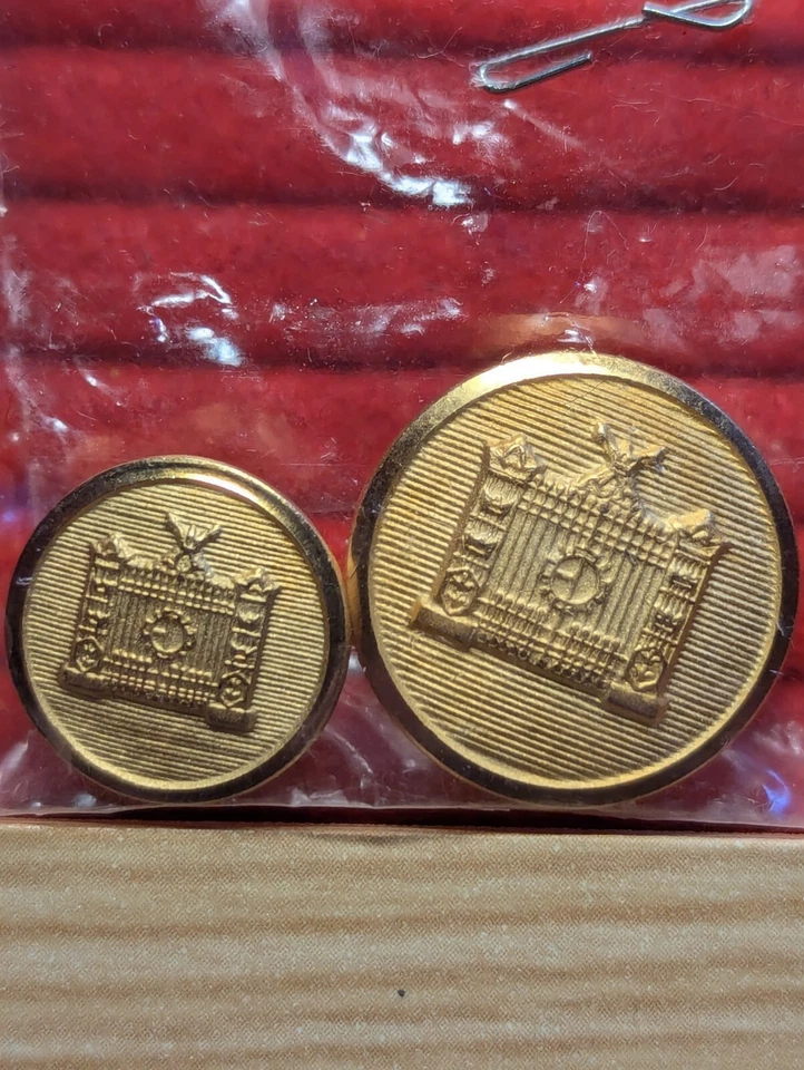 1980s Era BROOKS BROTHERS VTG Gold Blazer Replacement Buttons Set (2) Buckingham - Image 2 of 4