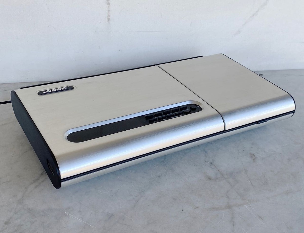 BOSE Lifestyle Model 5 Music Center Console. CD FM AM AUX + Remote
