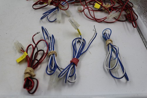 Job Lot of over 40 Kato cables including 35 extension cables - good condition - Picture 2 of 5
