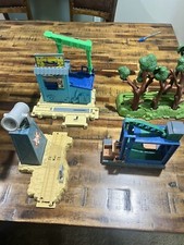 Thomas the train buildings, Total 4