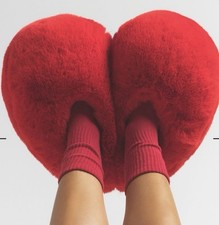 skims faux fur heart slipper Size 39 Color Ruby