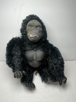 2005 Universal Studios King Kong Gorilla Mini Plush Toy Keychain