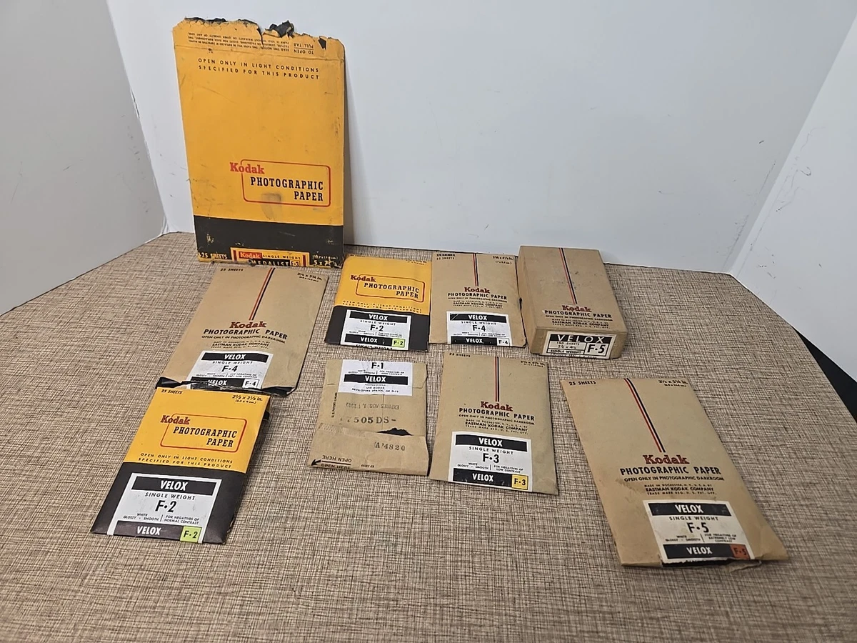 Ilford, Tura : Lot de papiers photo argentique ancien