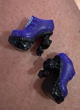 Monster High Twyla First Wave Signature Look ...
