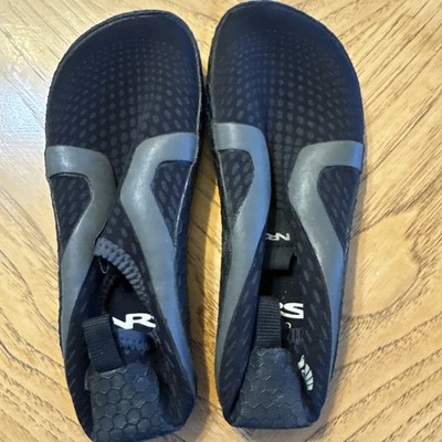 NRS Men's Arroyo Wetshoes size 9