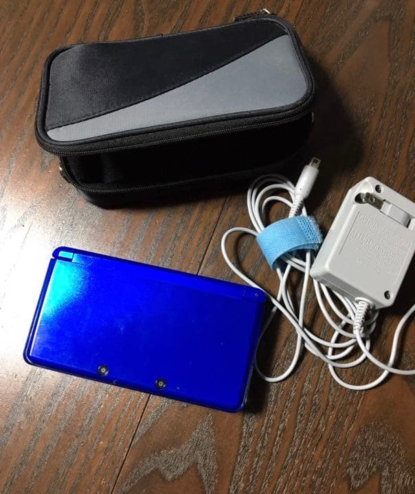 3DS/2DS/DS Nintendo 3DS Console Bundle with 2 Games Japan