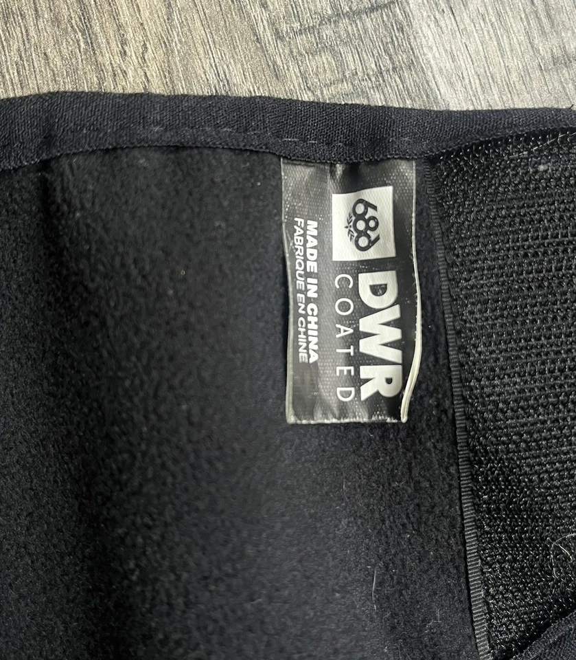 Máscara facial con correa 686 polaina esquí snowboard camuflaje floral Foto 3 de 4