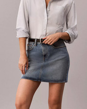 NWOT Calvin Klein 90s Denim Mini Skirt Size 28