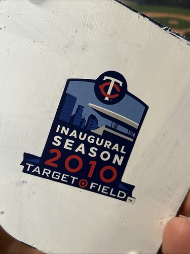 2010 Mini Target Field Ceramic Stadium Replica Minnesota Twins 4”x4” In Box - Picture 7 of 11