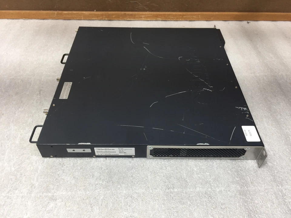 Juniper EX 4200 Series EX4200-24T 8PoE 24 Port 750-021256 w/ Rack Mount Ears - Image 3 of 4
