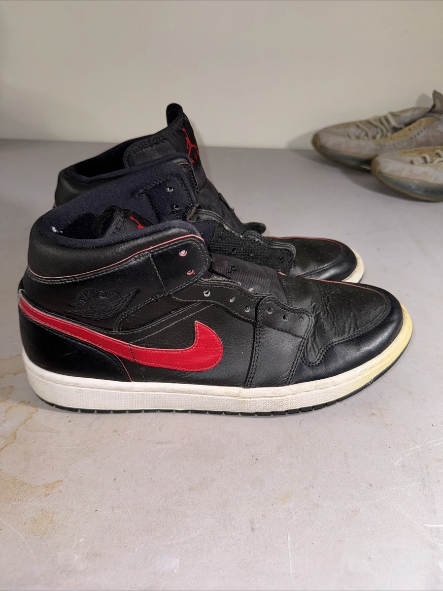 Nike Air Jordan 1 Retro Mid Bred Black Size 11 100