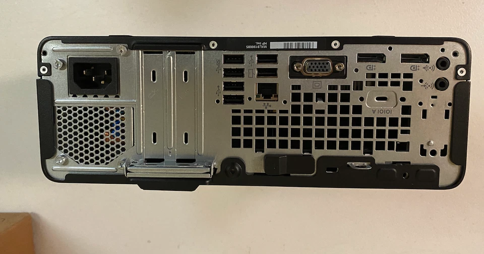 HP ELITEDESK 705 G4 SFF AMD PRO A10-9700 3.50GHZ 8GB 500GB HDD RADEON R7 WIN 10P - Image 2 of 4