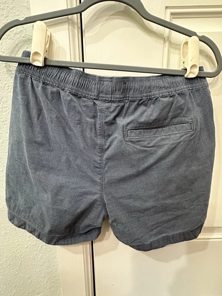 Hollister短裤 — 第 2/4 张图片