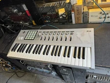 Korg Kontrol 49 2010s - Silver USB /MIDI Controller keyboard  ARMENS 