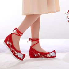 Women Ancient Chinese Traditional Hanfu Embroidery Canvas Flat Shoes