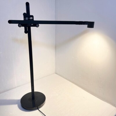 Dyson Lightcycle タスクライト CD05 ダイソンの新型LEDライト「Dyson