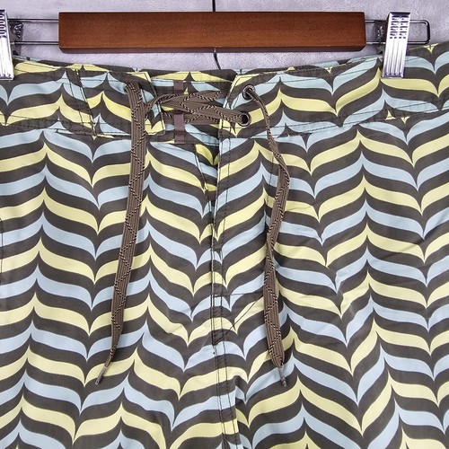 Patagonia Mens 33 Boardshorts Yellow Swim Trucks Pockets No Liner - Picture 3 of 8