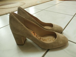sam edelman beige pumps