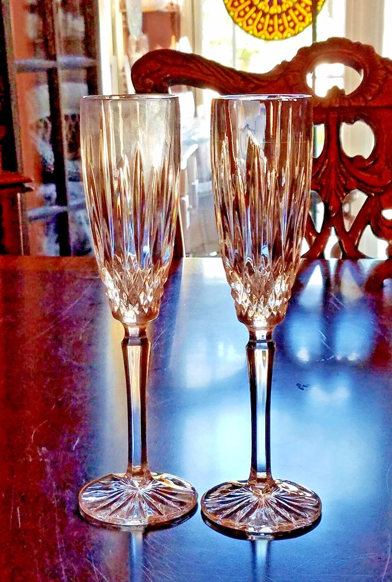 Pair Mikasa OLD DUBLIN Crystal Champagne Flutes Vertical lines