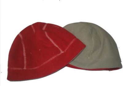 GAP Wende-Fleecemütze NEU rot-grau Gr.116-140 S/M