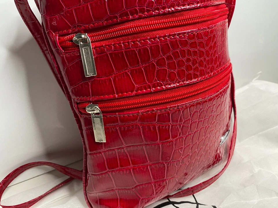 GENUINE CLEARANCE LOVELY RED WOW SNAKESKIN MULTI ZIP CROSS BODY SHOULDER BAG NEW - Image 2 of 4