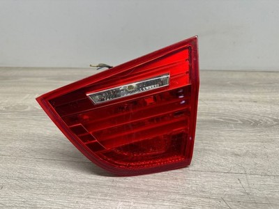 BMW 3 E90 E91 2010 Hinten rechts Rückleuchte Heckleuchte innen 7154156 BME5076